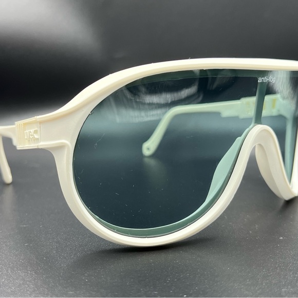 Vintage 70s/80s Uvex ski sunglasses adjustable - Picture 2 of 9